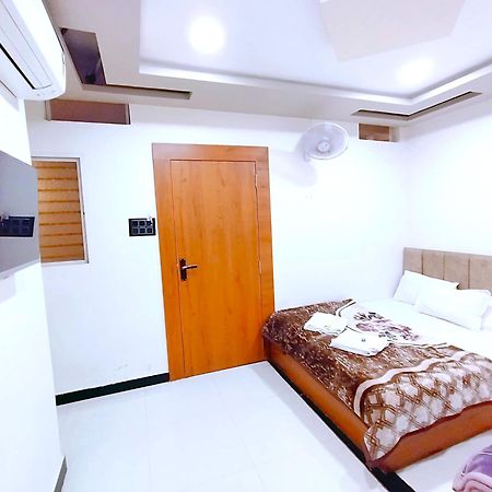 Hotel Shreem Udždžain Exteriér fotografie